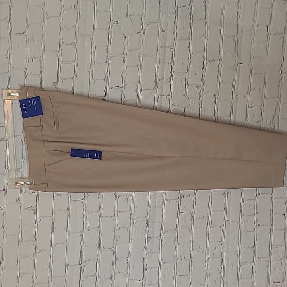 NEW size 10 Tan Beige Mid Rise Capri Work Career Pants
